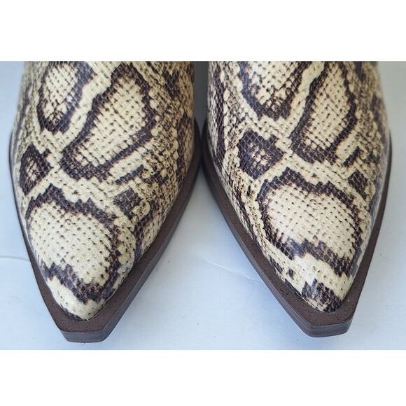 VINCE CAMUTO Gradina Snakeskin Leather Block Heel  Bootie Ankle Boot 7.5 Fall - Picture 2 of 11